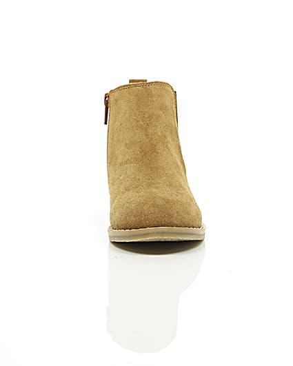 360 degree animation of product Boys tan brown chelsea boots frame-4