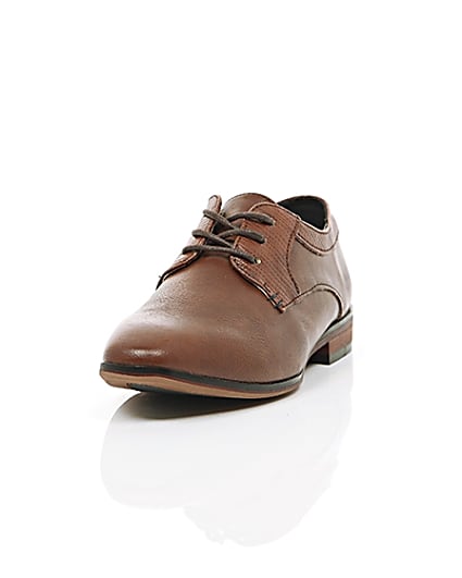 360 degree animation of product Boys tan brown pointed shoes frame-2