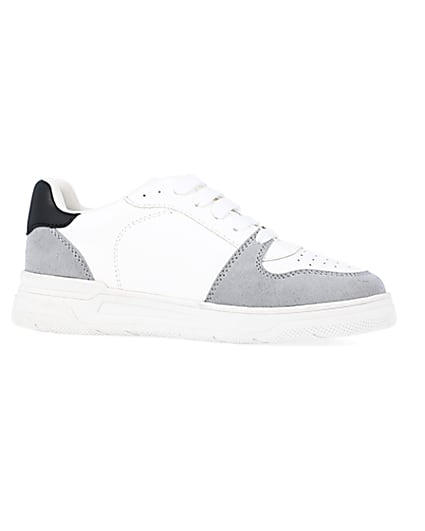 360 degree animation of product boys white Pu colour block trainers frame-16