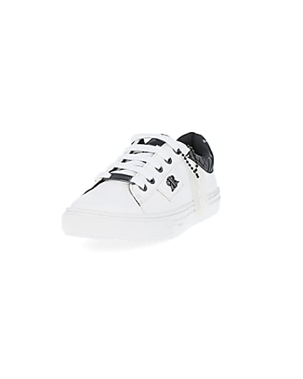 360 degree animation of product Boys white RI branded lace up trainers frame-23