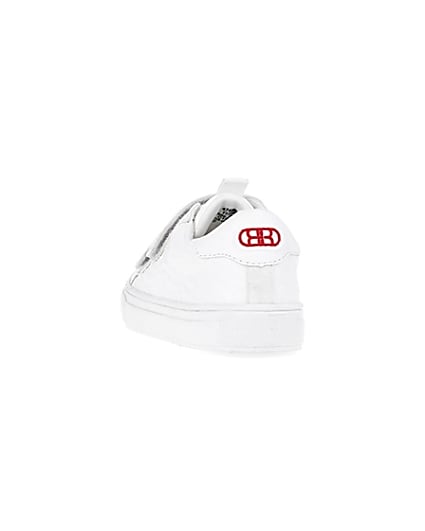 360 degree animation of product Boys white RI embossed monogram trainers frame-8