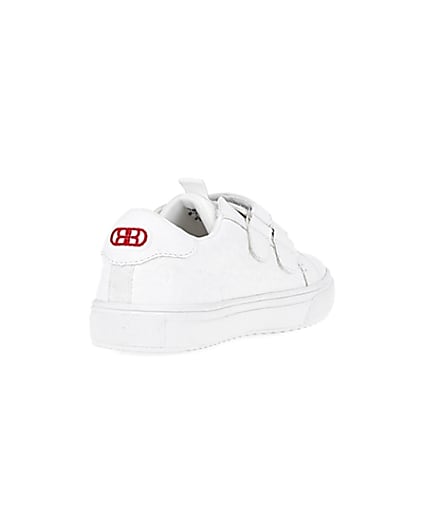 360 degree animation of product Boys white RI embossed monogram trainers frame-11