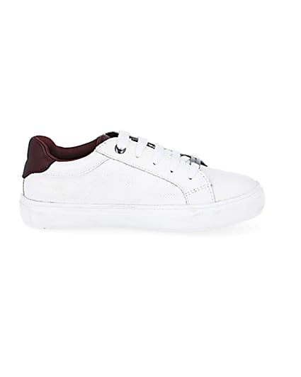 360 degree animation of product Boys white RI print trainers frame-15