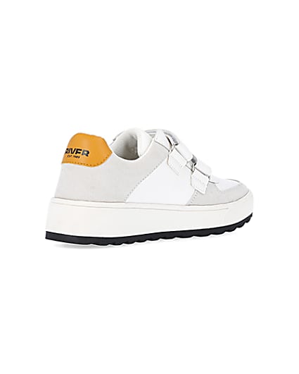 360 degree animation of product Boys White velcro trainers frame-12