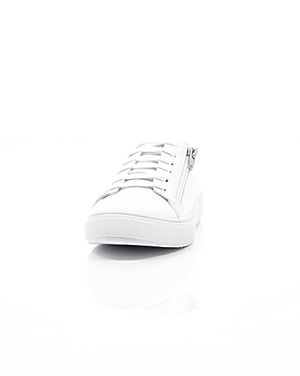 360 degree animation of product Boys white zip side lace-up trainers frame-3