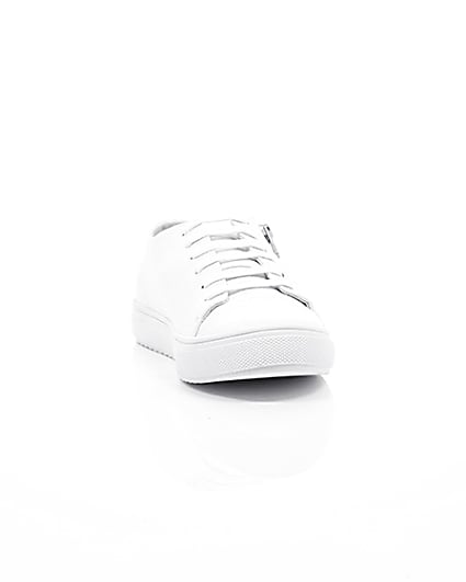 360 degree animation of product Boys white zip side lace-up trainers frame-5