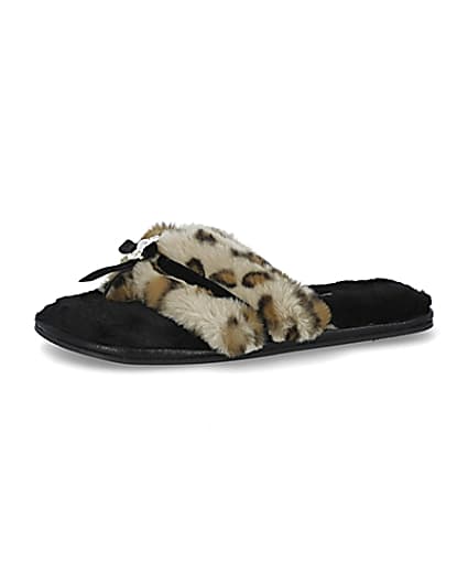 360 degree animation of product Brown animal print bow faux fur slippers frame-2