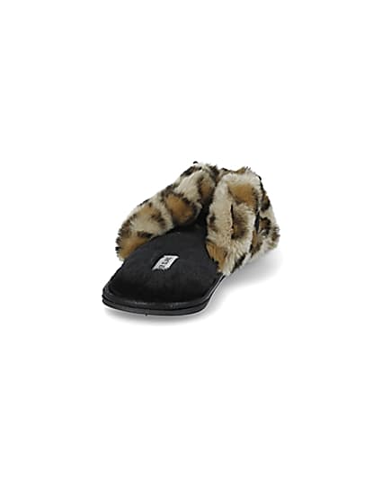 360 degree animation of product Brown animal print bow faux fur slippers frame-10