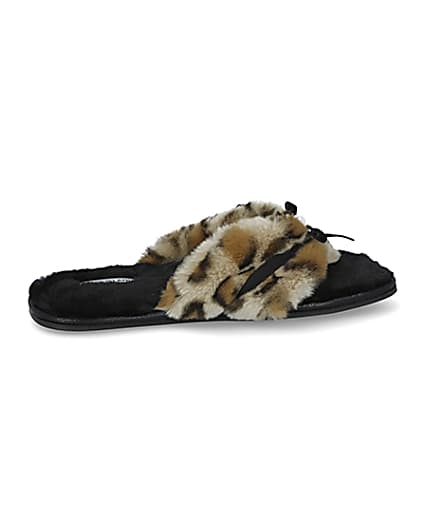 360 degree animation of product Brown animal print bow faux fur slippers frame-14