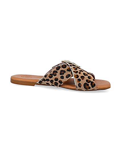360 degree animation of product Brown animal print flat sandals frame-16