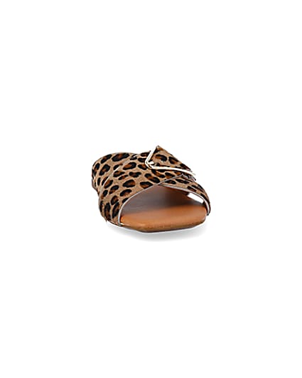 360 degree animation of product Brown animal print flat sandals frame-20