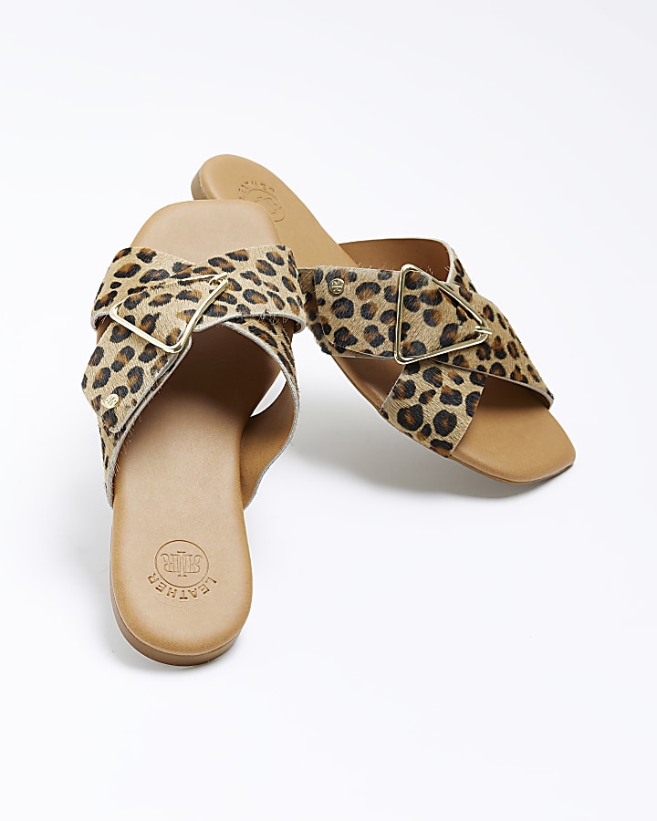 Brown animal print flat sandals