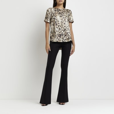 Brown animal print satin t-shirt