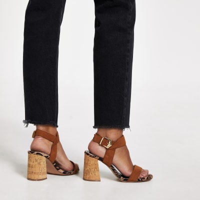 block heels wide fit