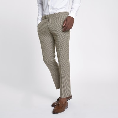 beige skinny trousers