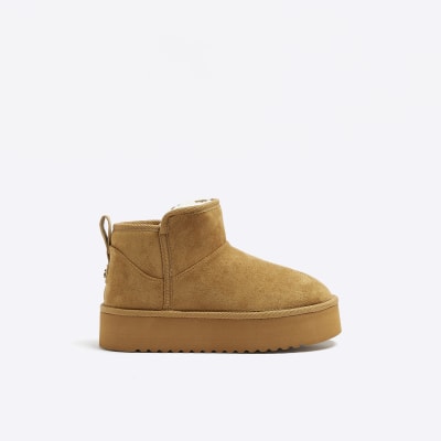 Ugg style boots river on sale island