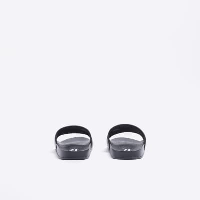 Brown geometric print sliders