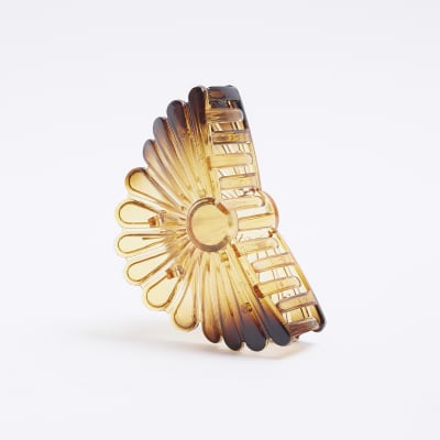 Brown hair claw clip