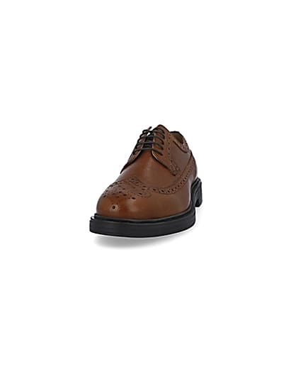 360 degree animation of product Brown lace up brogue shoes frame-22