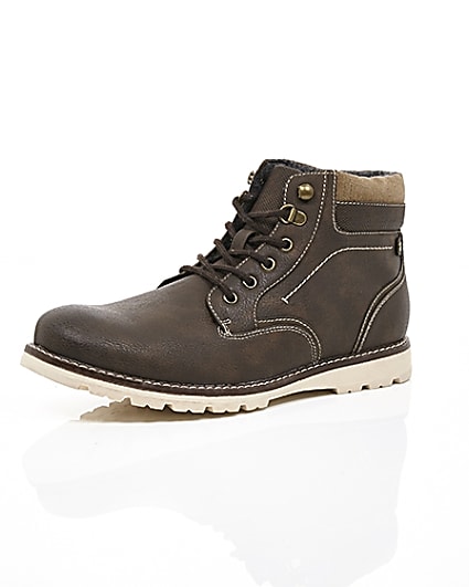 360 degree animation of product Brown lace-up contrast sole work boots frame-0