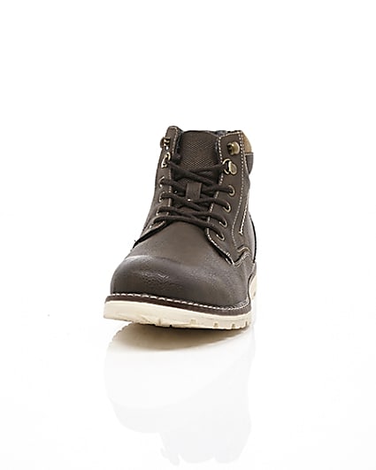 360 degree animation of product Brown lace-up contrast sole work boots frame-3