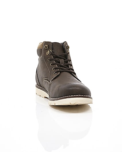 360 degree animation of product Brown lace-up contrast sole work boots frame-5