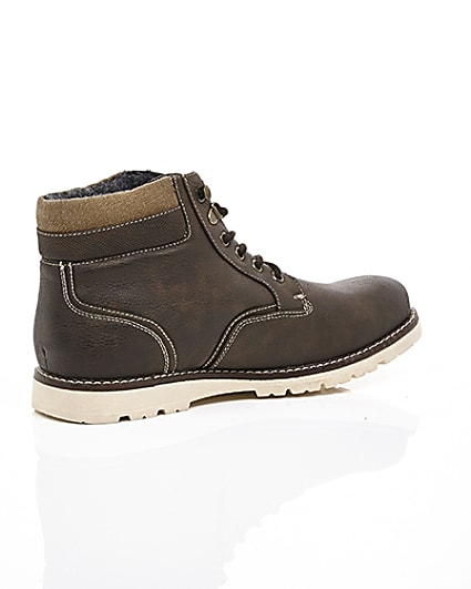 360 degree animation of product Brown lace-up contrast sole work boots frame-12