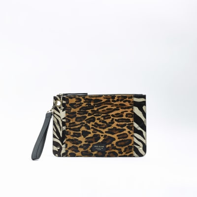 Brown leather animal print pouchette