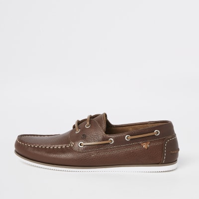 leather boat shoes