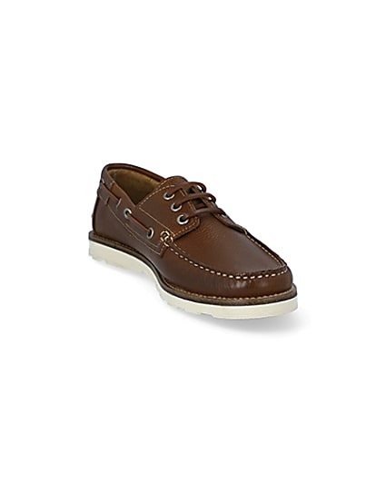 360 degree animation of product Brown leather boat shoes frame-19