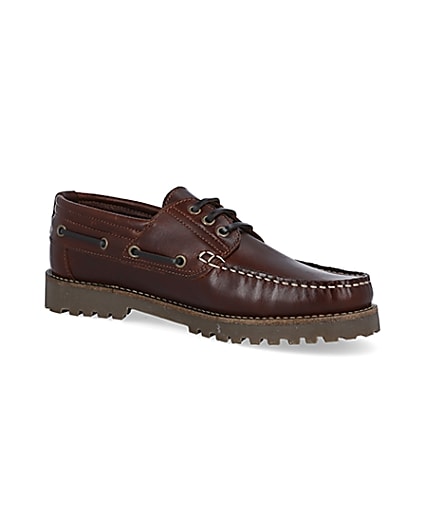 360 degree animation of product Brown leather cleated sole boat shoes frame-17