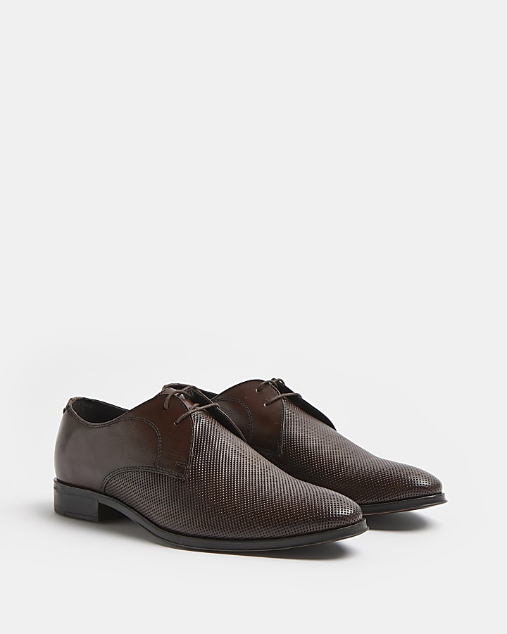 Brown leather embossed lace up derby shoes
