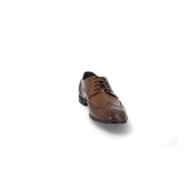 360 degree animation of product Brown leather lace up brogue derby shoes frame-20