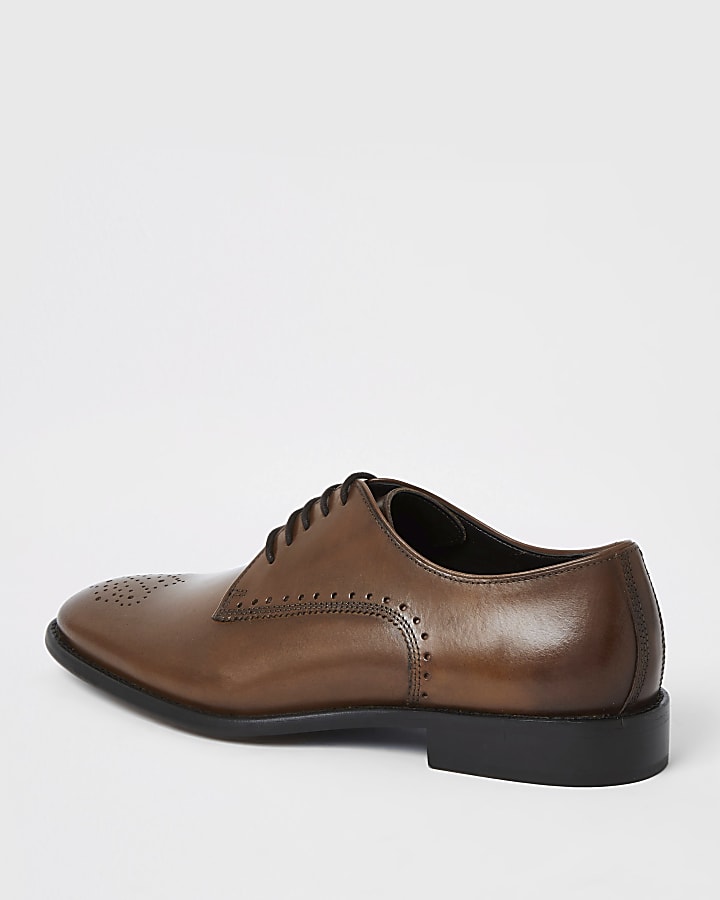 Brown leather lace-up brogue shoes