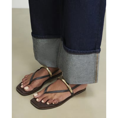 Brown Leather Toe Thong Bangle Flat Sandals