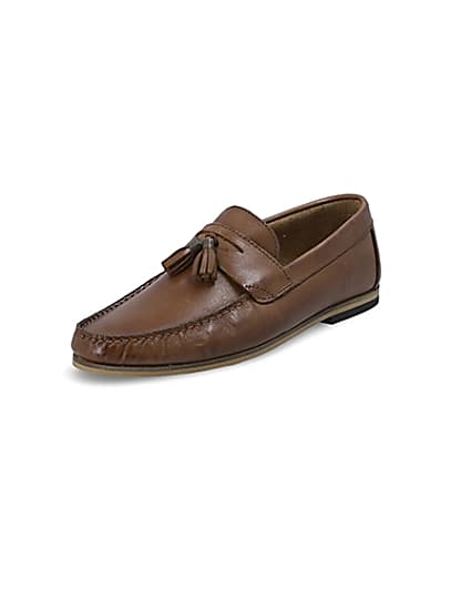 360 degree animation of product Brown leather wide fit tassel loafers frame-0