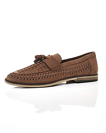 360 degree animation of product Brown leather woven tassel front loafers frame-23