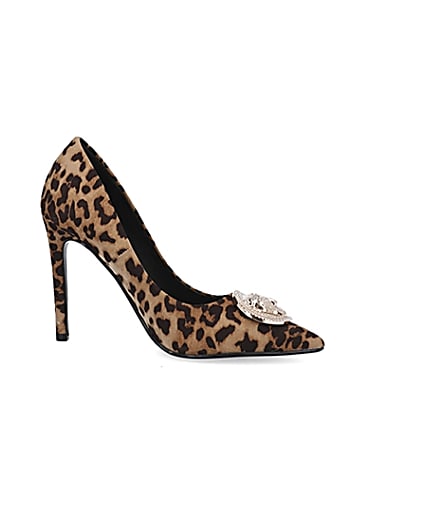 360 degree animation of product Brown leopard print court shoes frame-16