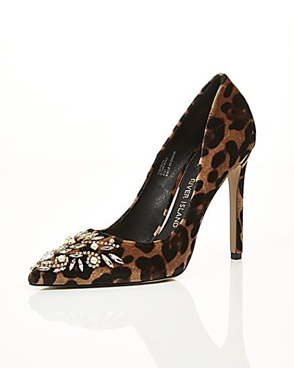 360 degree animation of product Brown leopard print embellished court shoes frame-0