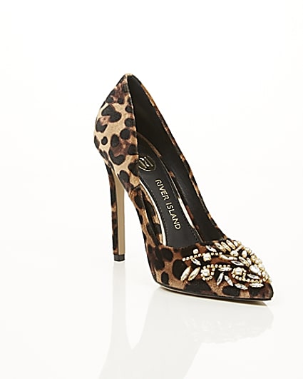 360 degree animation of product Brown leopard print embellished court shoes frame-6