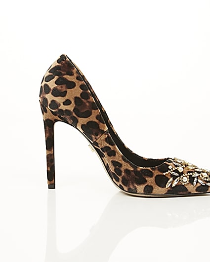 360 degree animation of product Brown leopard print embellished court shoes frame-9