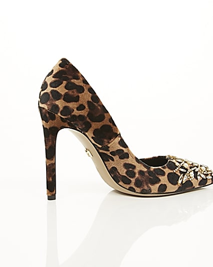 360 degree animation of product Brown leopard print embellished court shoes frame-11