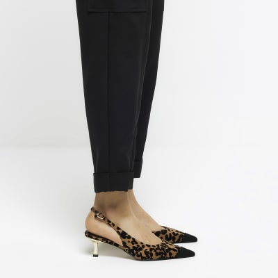 Animal print hot sale low heel shoes