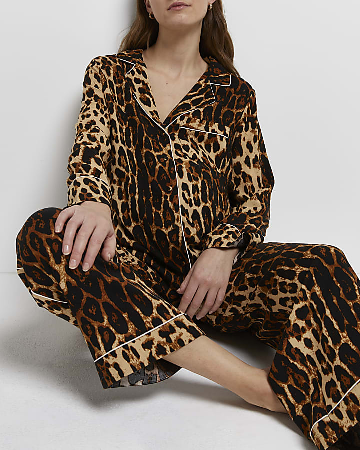 Brown leopard print maternity pyjama shirt