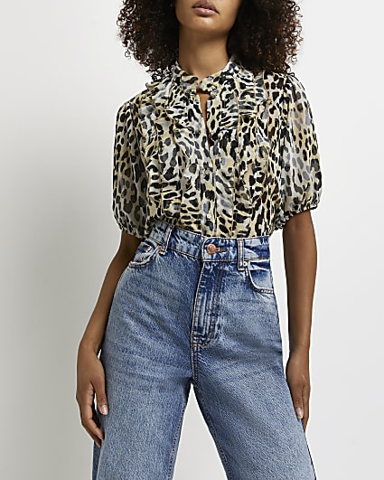 Brown leopard print ruffled shirt