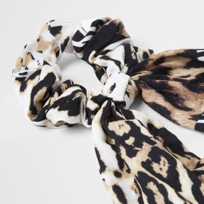 Brown leopard print scarf scrunchie