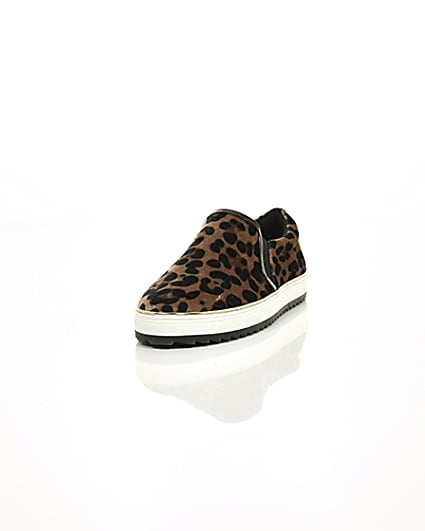 360 degree animation of product Brown leopard print slip on chunky plimsolls frame-2