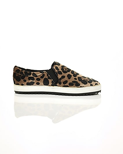 360 degree animation of product Brown leopard print slip on chunky plimsolls frame-9
