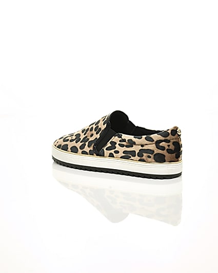 360 degree animation of product Brown leopard print slip on chunky plimsolls frame-19