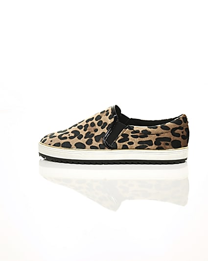 360 degree animation of product Brown leopard print slip on chunky plimsolls frame-21
